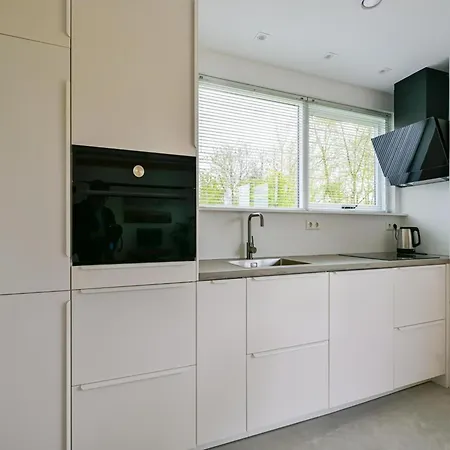 Eureka 36 For 4-guests With Garden Holiday home *