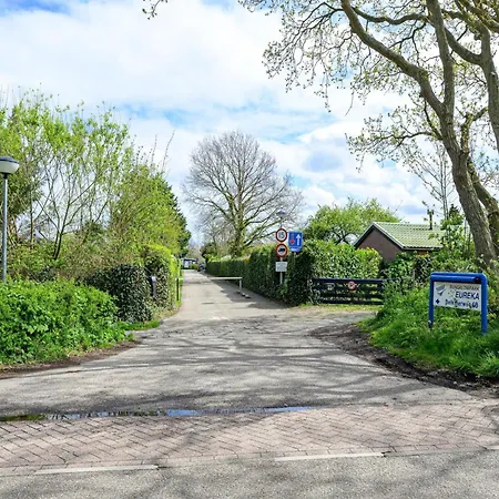 Eureka 36 For 4-guests With Garden