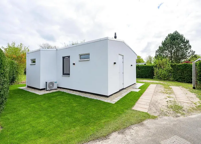 Eureka 36 For 4-guests With Garden Sint Maartensvlotbrug