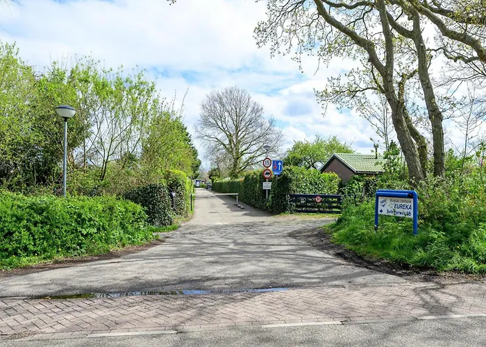 Eureka 36 For 4-guests With Garden